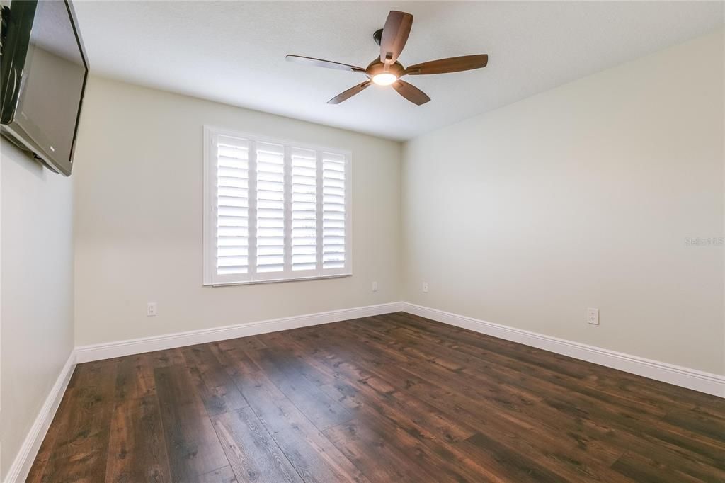 For Sale: $925,000 (4 beds, 3 baths, 2434 Square Feet)