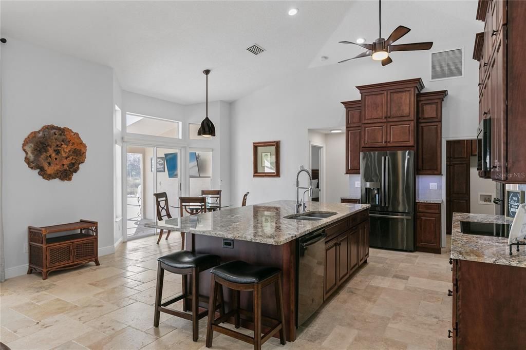 For Sale: $925,000 (4 beds, 3 baths, 2434 Square Feet)