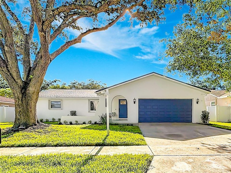 For Sale: $464,900 (3 beds, 2 baths, 1470 Square Feet)