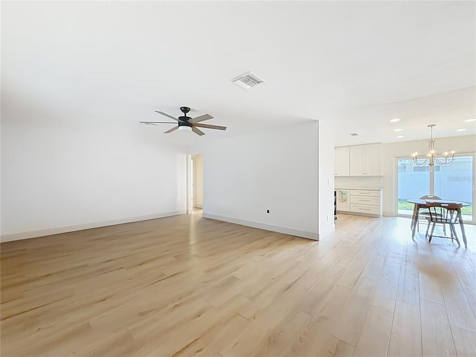 For Sale: $464,900 (3 beds, 2 baths, 1470 Square Feet)