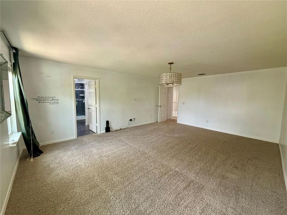 В аренду: $3,300 (4 спален, 2 ванн, 2328 Квадратных фут)