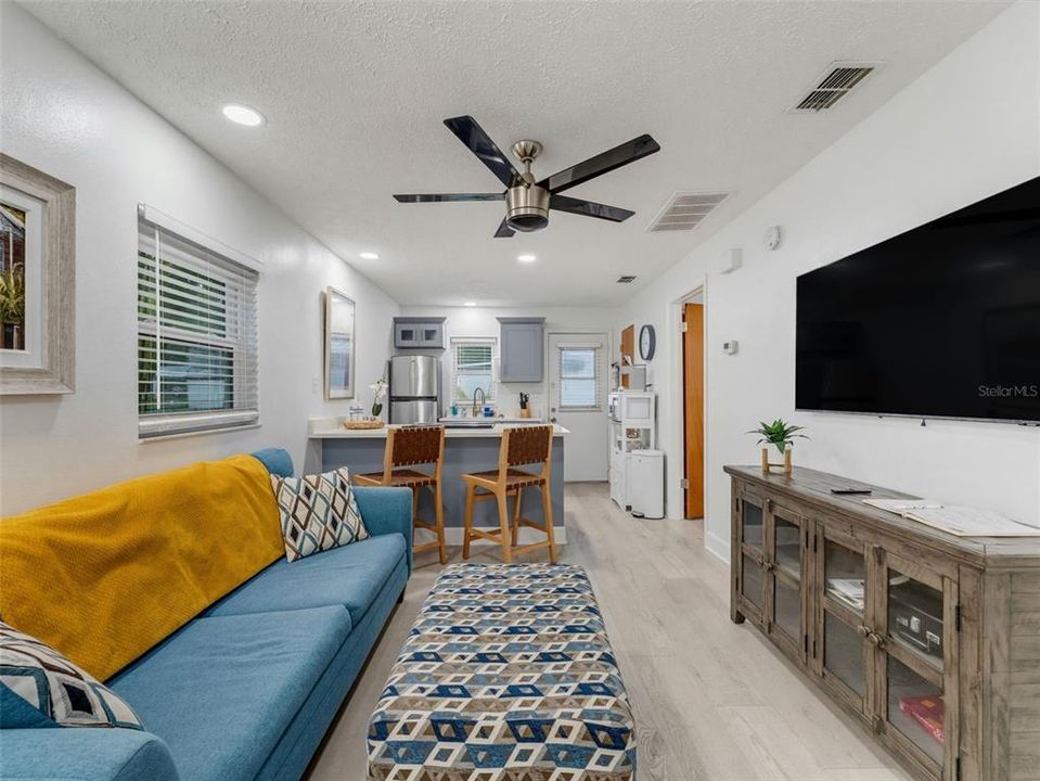 For Sale: $425,000 (0 beds, 0 baths, 1008 Square Feet)