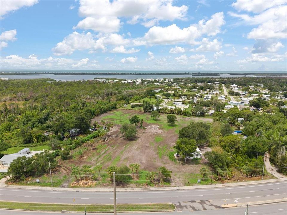 For Sale: $1,585,000 (4.90 acres)