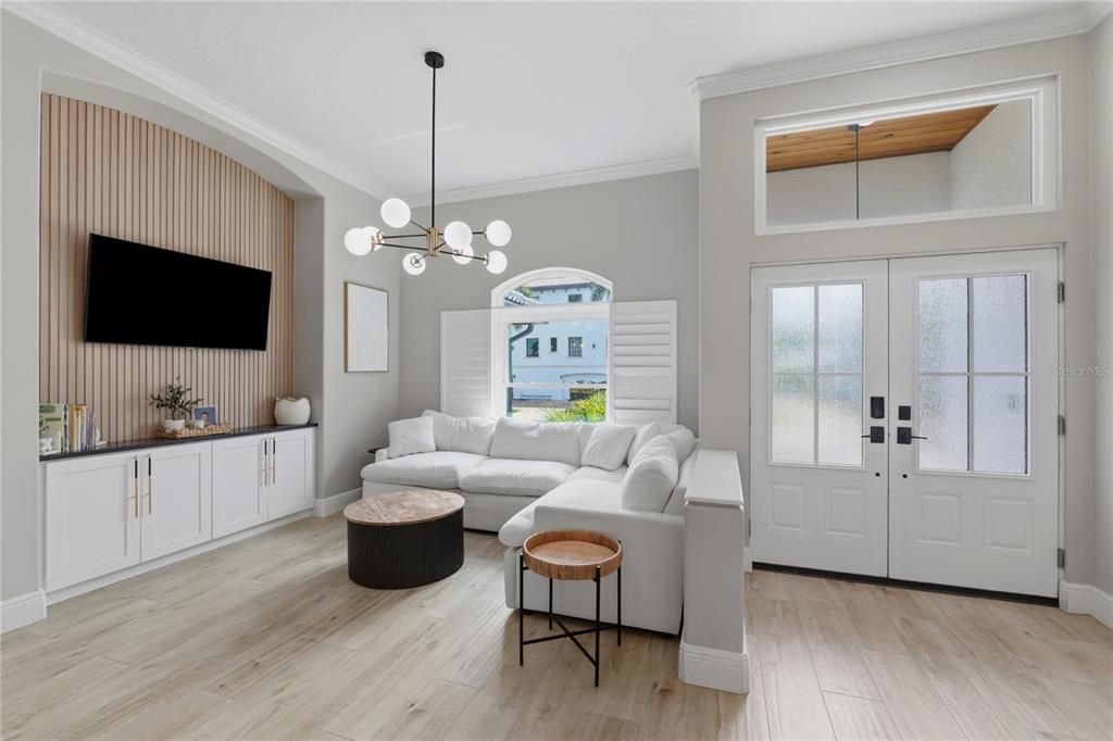Activo con contrato: $1,350,000 (3 camas, 2 baños, 2272 Pies cuadrados)