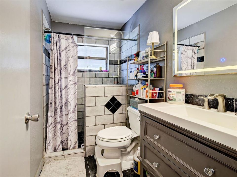For Sale: $312,900 (2 beds, 2 baths, 1900 Square Feet)