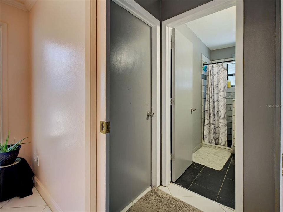 For Sale: $312,900 (2 beds, 2 baths, 1900 Square Feet)