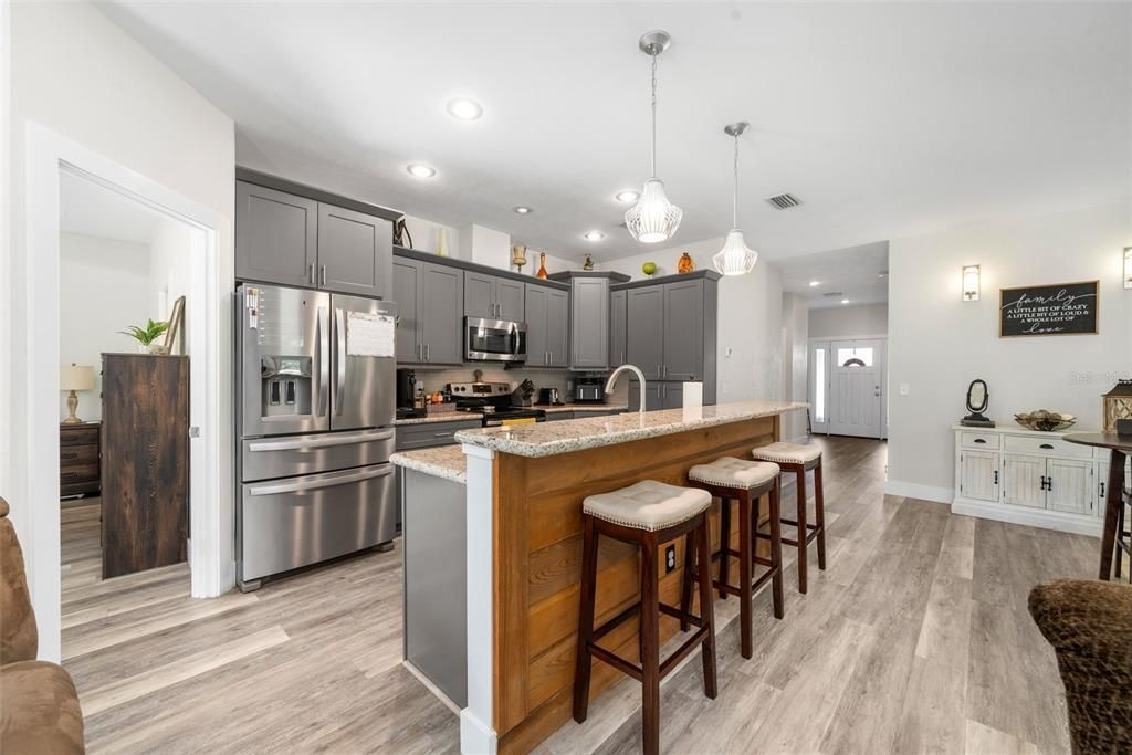 En Venta: $295,000 (2 camas, 2 baños, 1430 Pies cuadrados)
