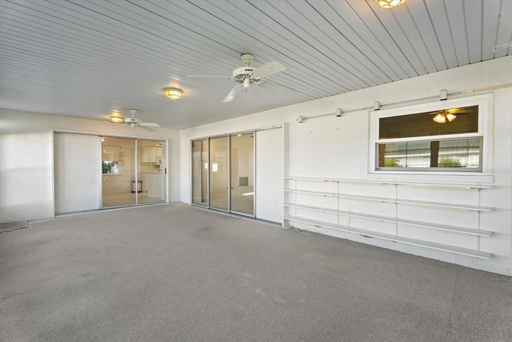 For Sale: $385,000 (3 beds, 2 baths, 1548 Square Feet)