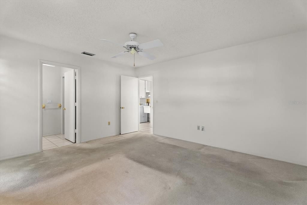 For Sale: $385,000 (3 beds, 2 baths, 1548 Square Feet)