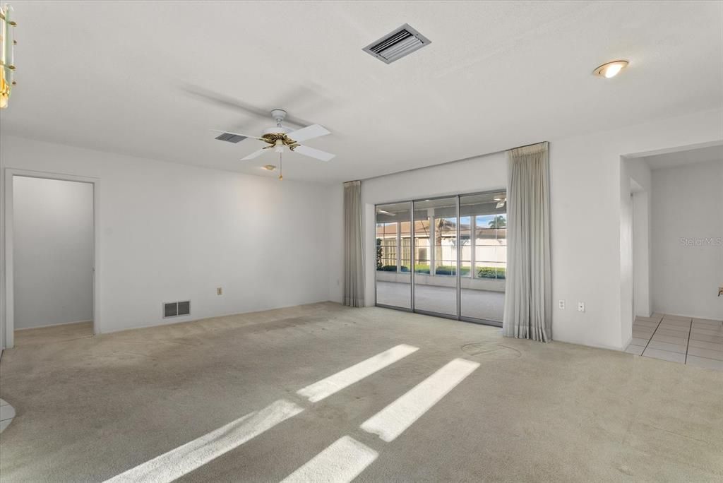 For Sale: $385,000 (3 beds, 2 baths, 1548 Square Feet)