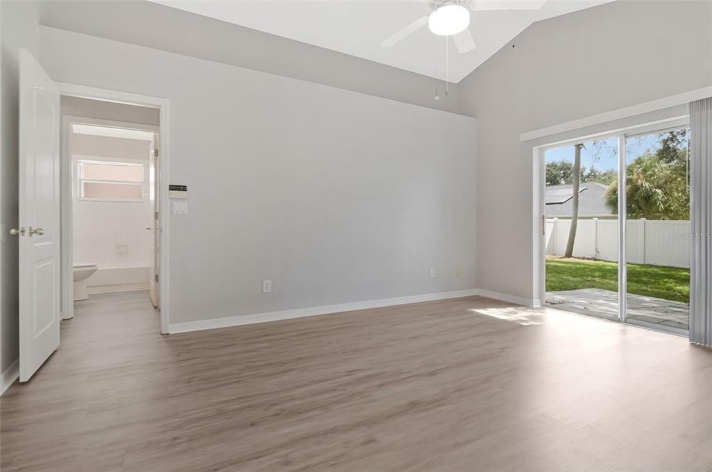 For Rent: $2,250 (3 beds, 2 baths, 1300 Square Feet)