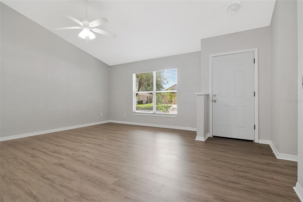 For Rent: $2,250 (3 beds, 2 baths, 1300 Square Feet)