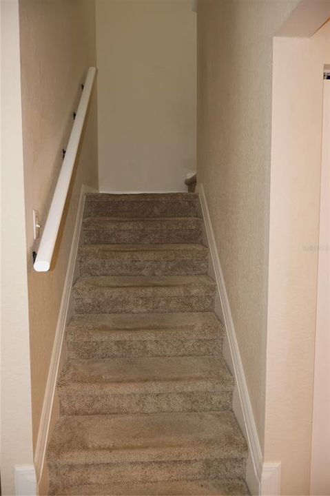 For Rent: $1,500 (3 beds, 2 baths, 1401 Square Feet)