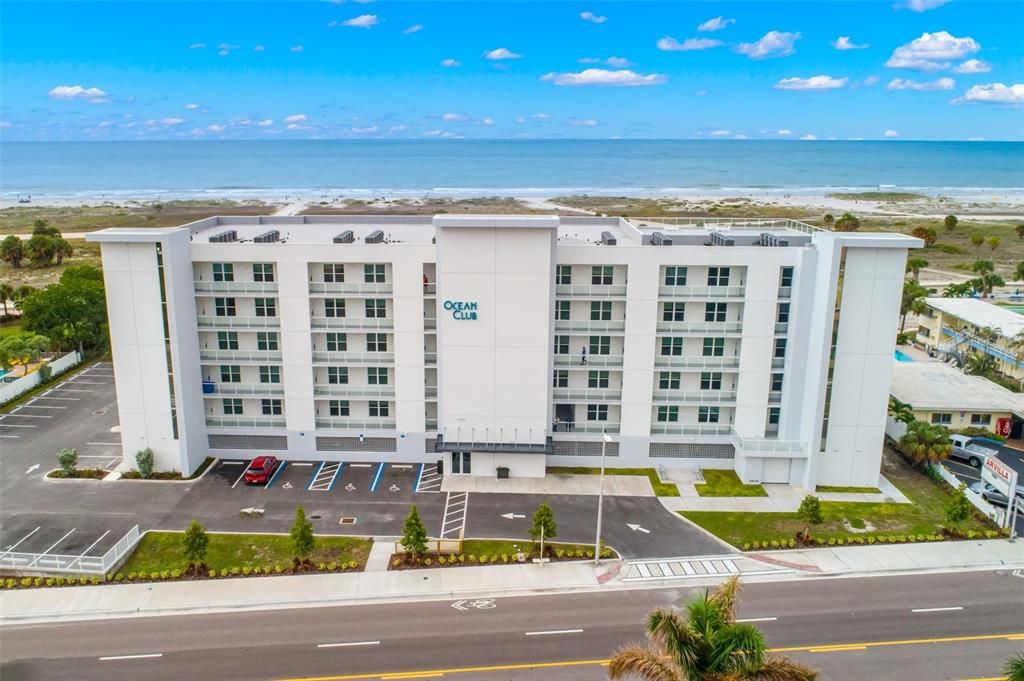 En Venta: $985,000 (2 camas, 2 baños, 1060 Pies cuadrados)