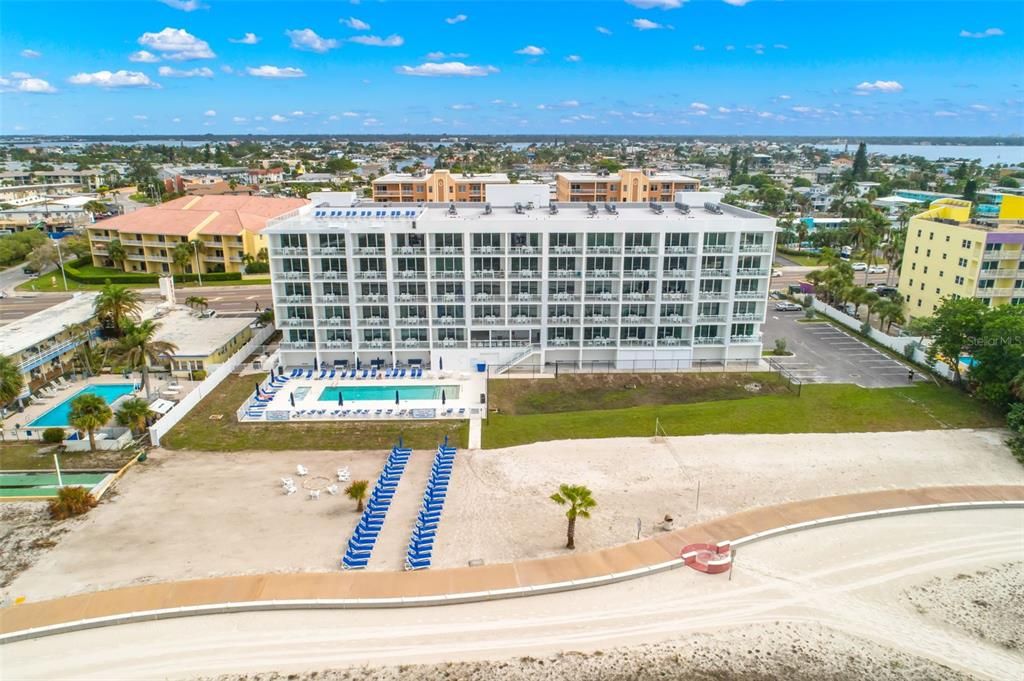 En Venta: $985,000 (2 camas, 2 baños, 1060 Pies cuadrados)
