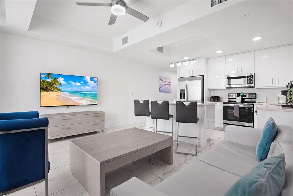 En Venta: $985,000 (2 camas, 2 baños, 1060 Pies cuadrados)