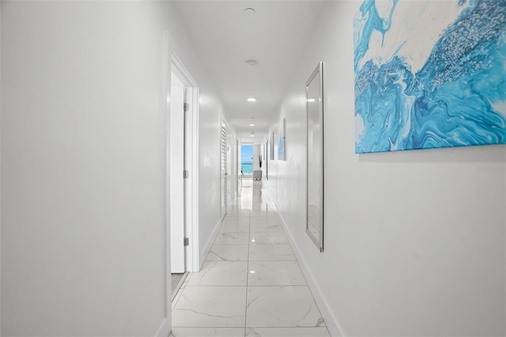 En Venta: $985,000 (2 camas, 2 baños, 1060 Pies cuadrados)