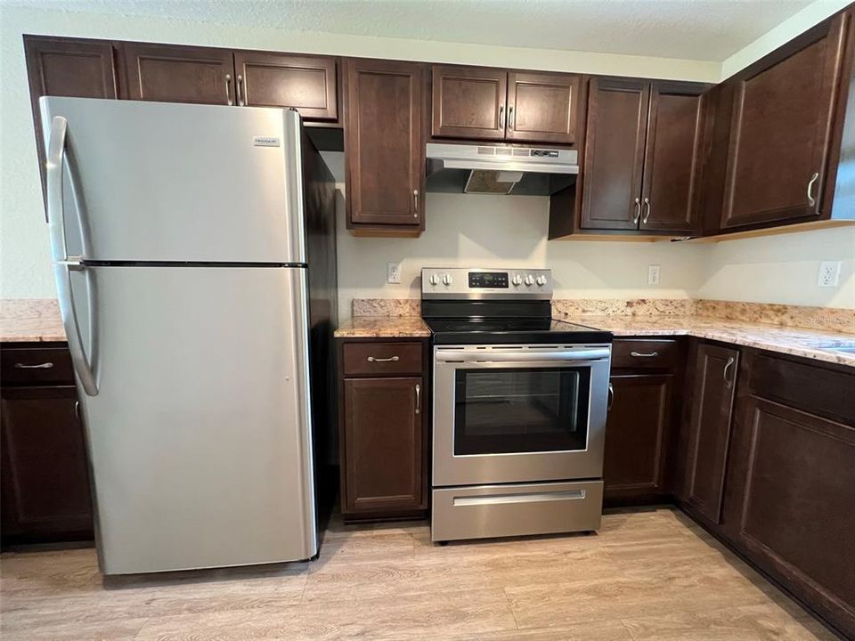 For Rent: $1,175 (2 beds, 2 baths, 978 Square Feet)