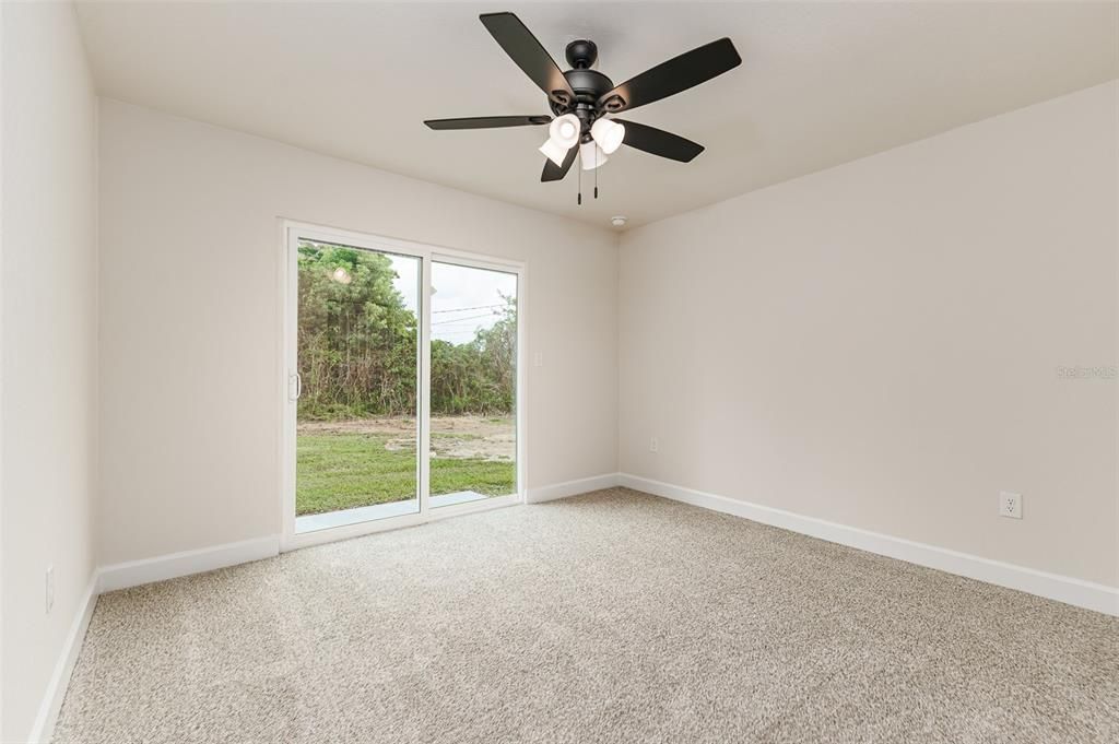En Venta: $379,950 (4 camas, 2 baños, 1866 Pies cuadrados)