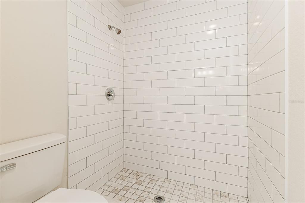 En Venta: $379,950 (4 camas, 2 baños, 1866 Pies cuadrados)