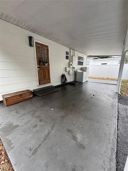 For Rent: $2,250 (2 beds, 1 baths, 750 Square Feet)
