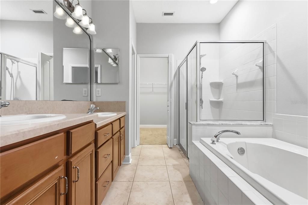 For Rent: $3,400 (4 beds, 2 baths, 2204 Square Feet)