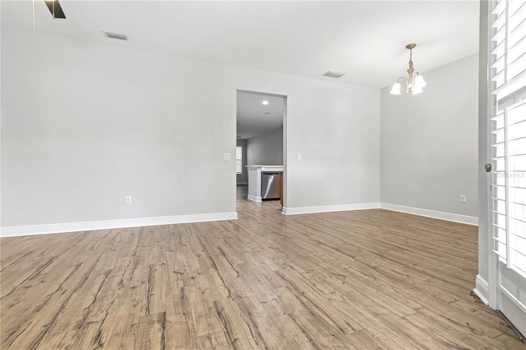 For Rent: $3,400 (4 beds, 2 baths, 2204 Square Feet)