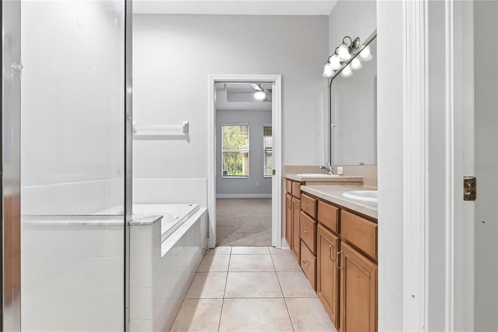 For Rent: $3,400 (4 beds, 2 baths, 2204 Square Feet)