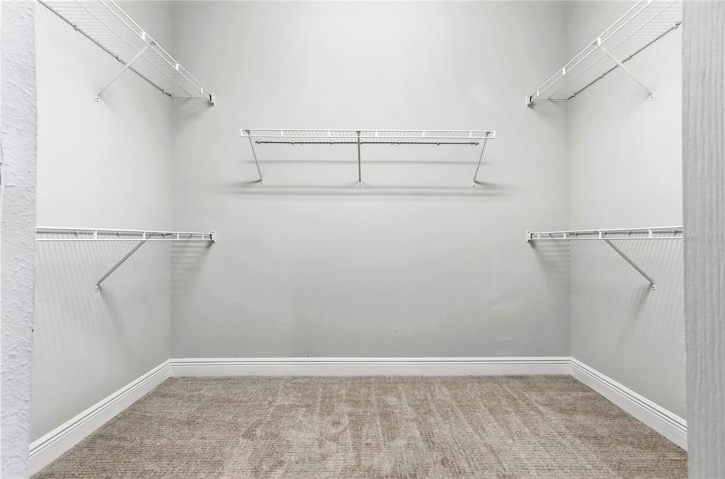 For Rent: $3,400 (4 beds, 2 baths, 2204 Square Feet)