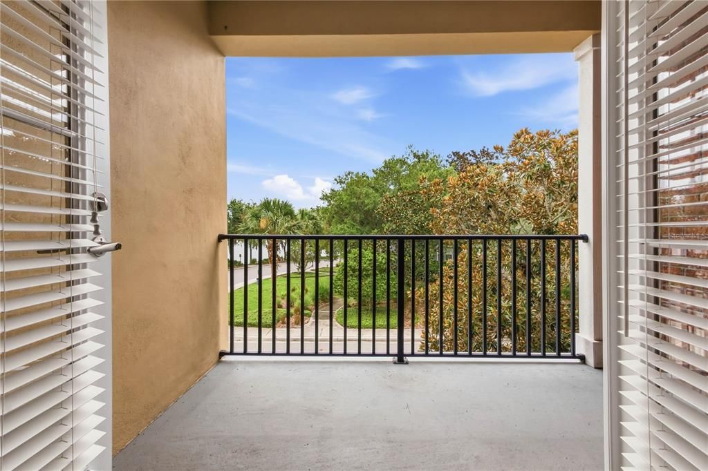 For Rent: $3,400 (4 beds, 2 baths, 2204 Square Feet)