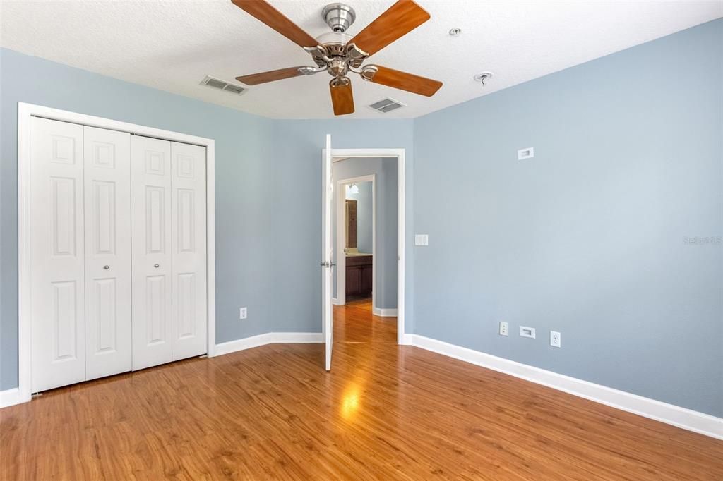 For Sale: $315,000 (4 beds, 2 baths, 1862 Square Feet)