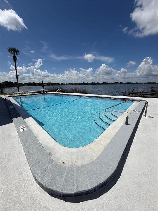 For Rent: $1,550 (1 beds, 1 baths, 628 Square Feet)