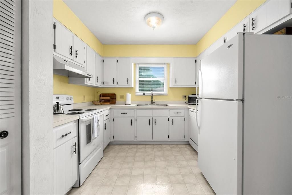 En Venta: $299,900 (3 camas, 2 baños, 1608 Pies cuadrados)