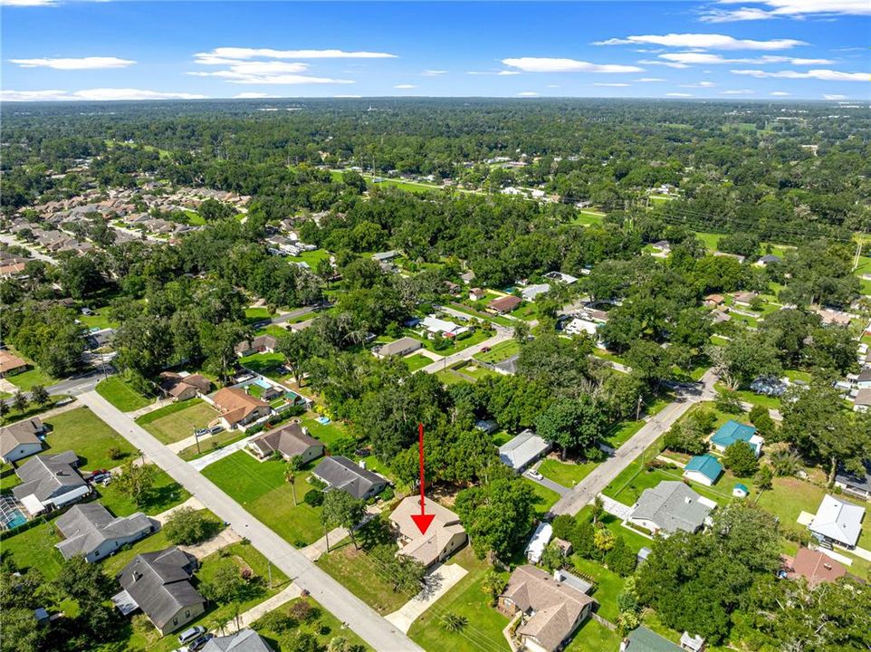 For Sale: $324,000 (3 beds, 2 baths, 1708 Square Feet)