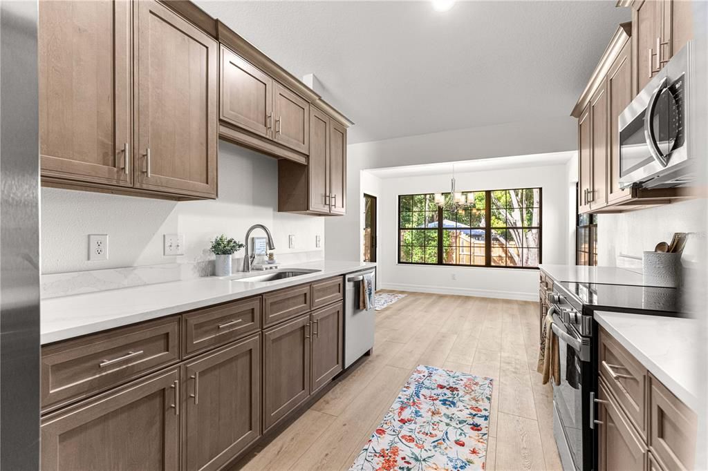 For Sale: $324,000 (3 beds, 2 baths, 1708 Square Feet)