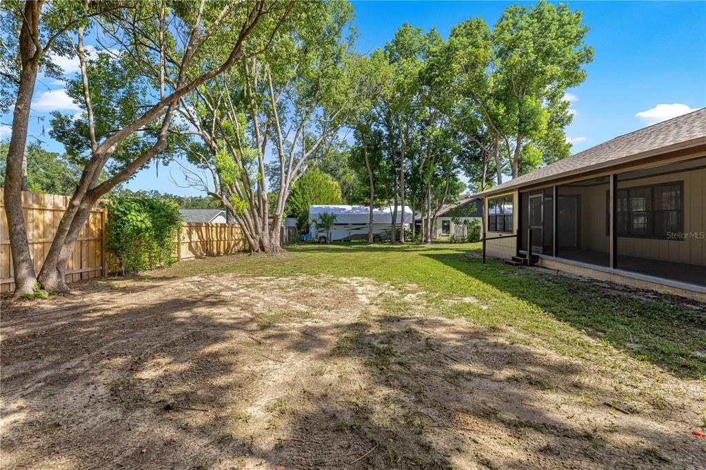 For Sale: $324,000 (3 beds, 2 baths, 1708 Square Feet)