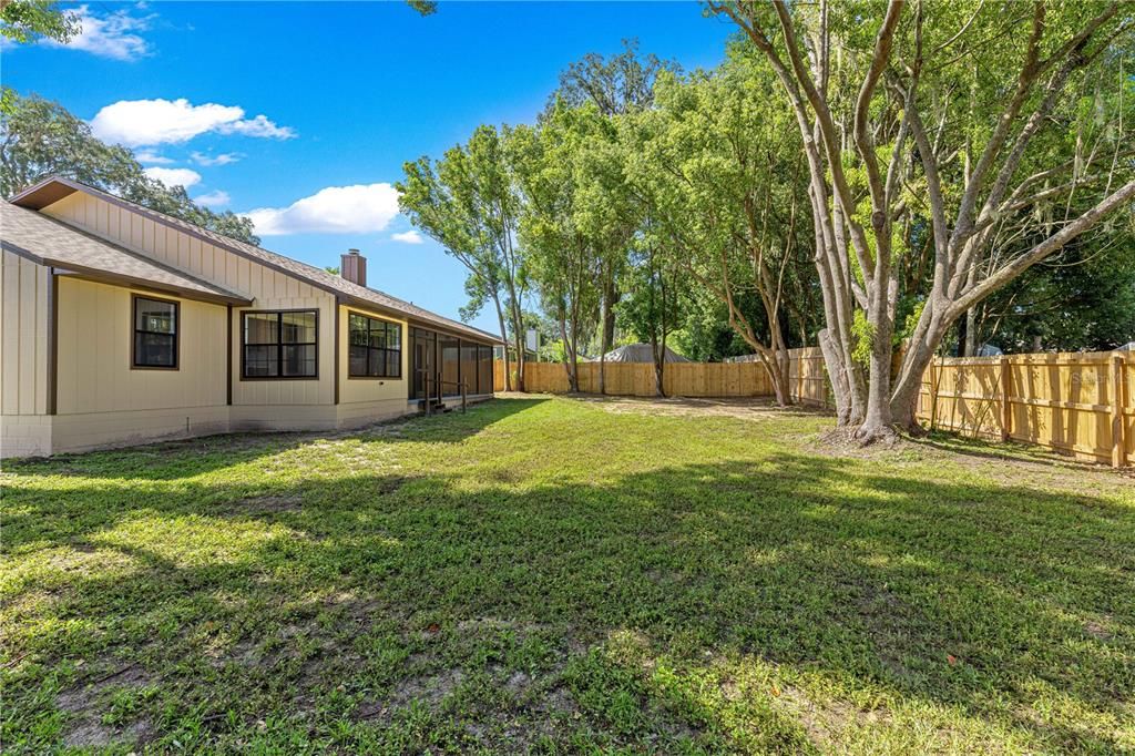 For Sale: $324,000 (3 beds, 2 baths, 1708 Square Feet)