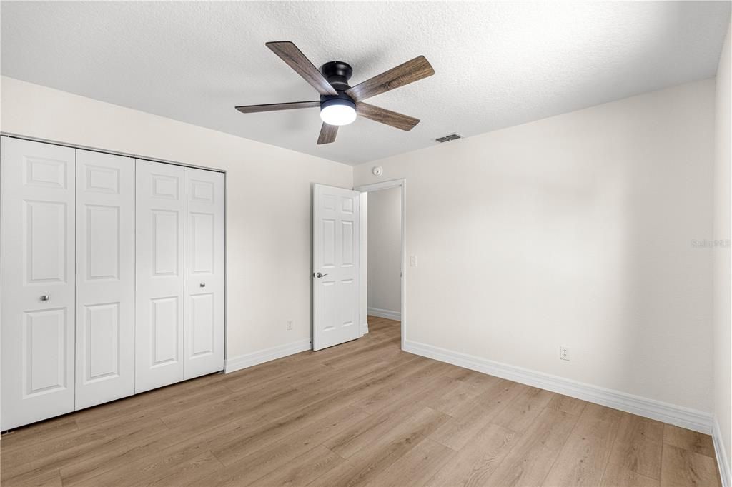 For Sale: $324,000 (3 beds, 2 baths, 1708 Square Feet)