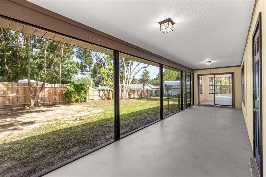 For Sale: $324,000 (3 beds, 2 baths, 1708 Square Feet)