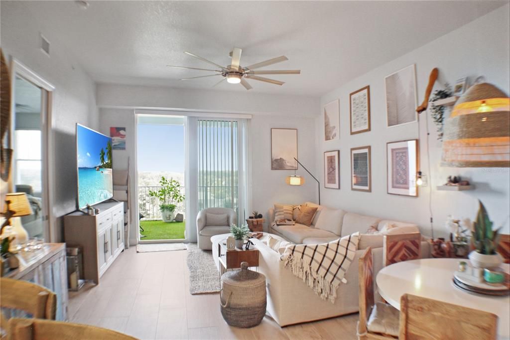 For Sale: $650,000 (2 beds, 2 baths, 1384 Square Feet)