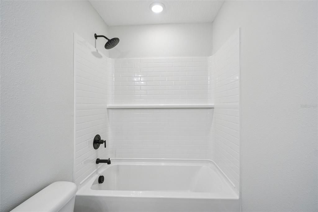 En Venta: $389,544 (3 camas, 2 baños, 1607 Pies cuadrados)