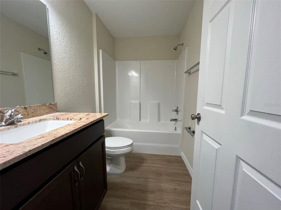 For Rent: $1,175 (2 beds, 2 baths, 972 Square Feet)