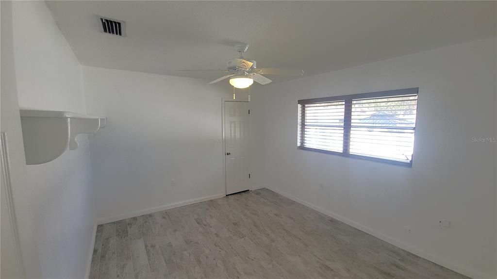 For Rent: $3,925 (4 beds, 3 baths, 2189 Square Feet)