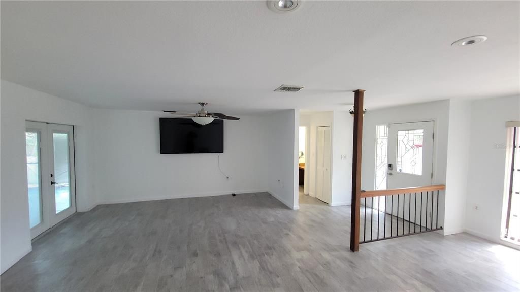 For Rent: $3,925 (4 beds, 3 baths, 2189 Square Feet)