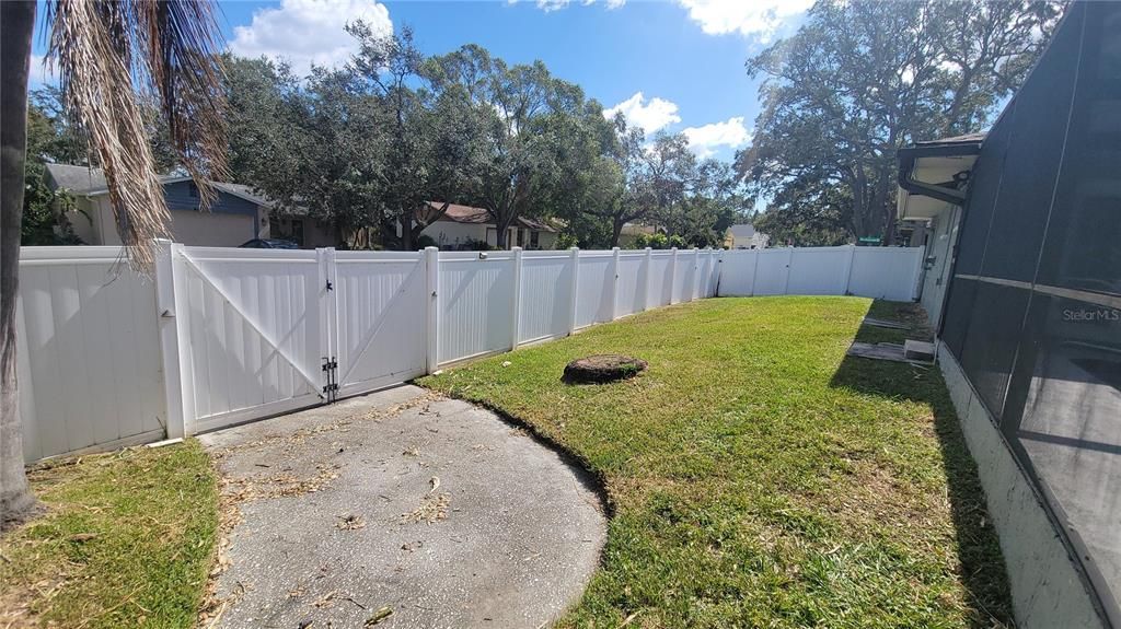 For Rent: $3,925 (4 beds, 3 baths, 2189 Square Feet)