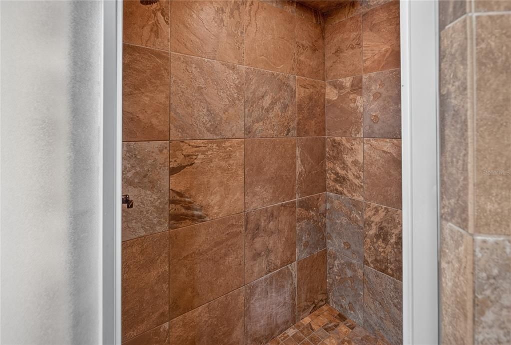 待售: $1,650,000 (3 贝兹, 2 浴室, 2215 平方英尺)
