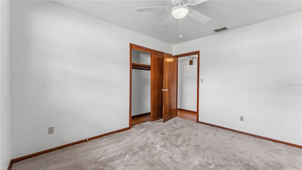 На продажу: $314,900 (3 спален, 2 ванн, 1594 Квадратных фут)