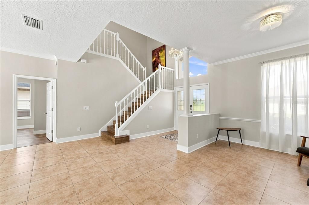 En Venta: $779,900 (6 camas, 3 baños, 3372 Pies cuadrados)