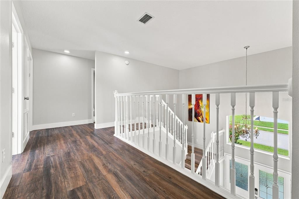 En Venta: $779,900 (6 camas, 3 baños, 3372 Pies cuadrados)