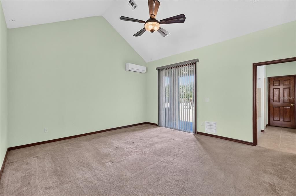 En Venta: $800,000 (3 camas, 2 baños, 2627 Pies cuadrados)
